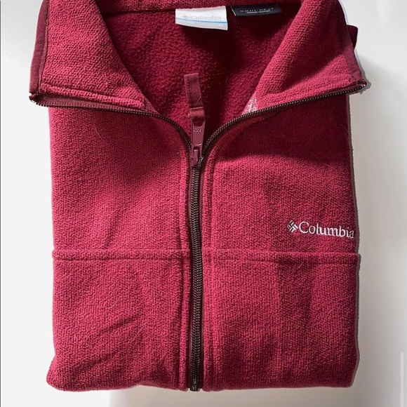 Columbia zip up. - Picture 3 of 4